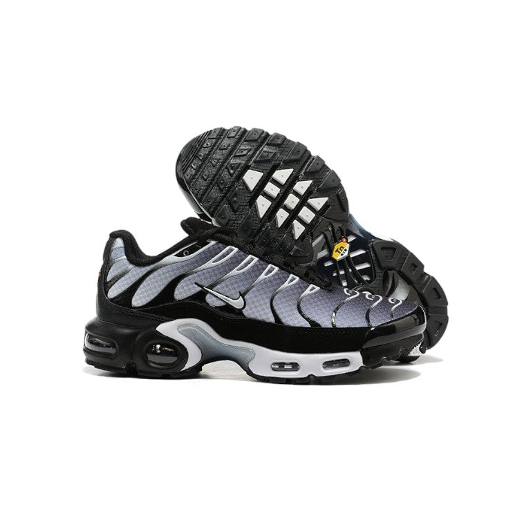 Nike Air Max Plus (TN) "Black/Metallic Silver/White"