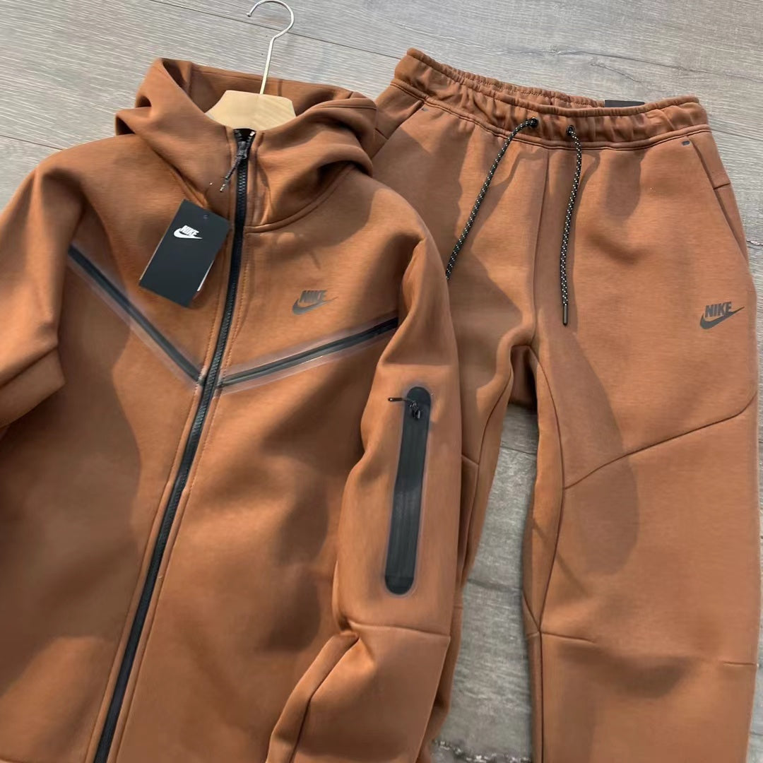 Conjunto Nike Tech Fleece Full Zip Cacao Wow/Black