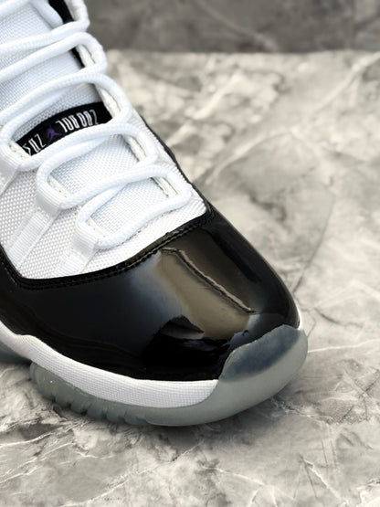 Jordan 11 Retro "Concord"