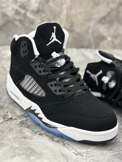 Air Jordan 5 Retro "Moonlight Oreo"