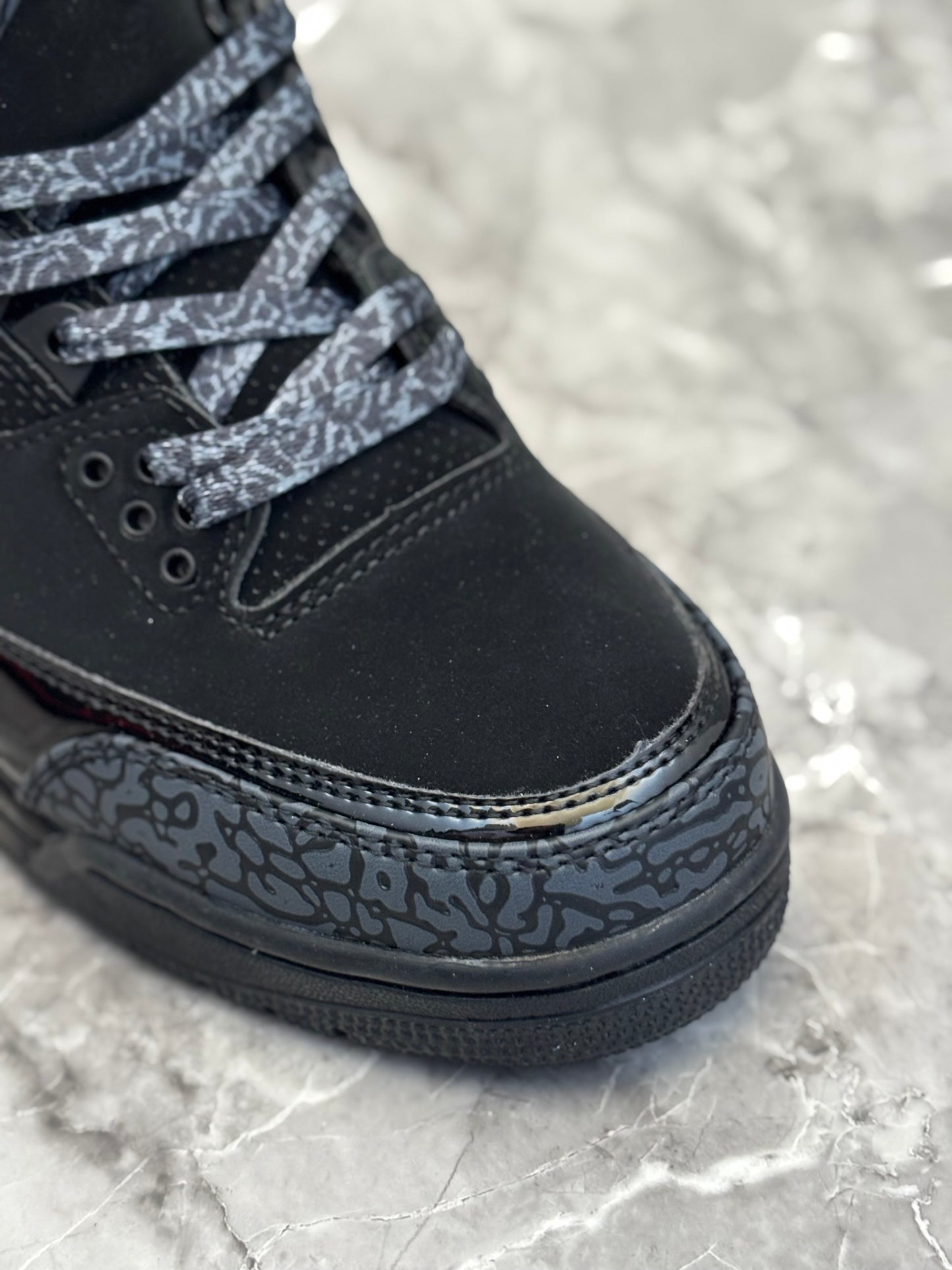 Air Jordan 3 Retro "Black Cat"