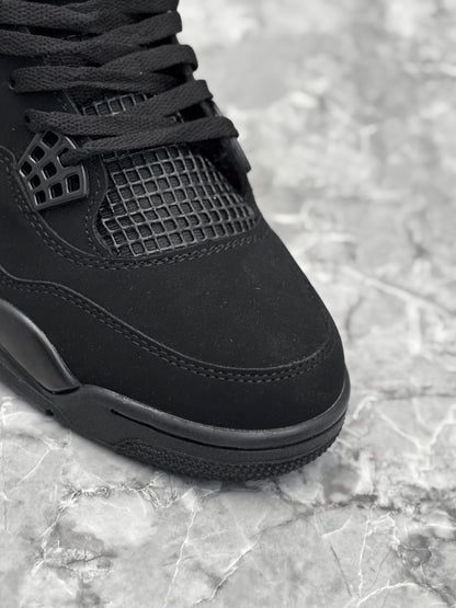 Air Jordan 4 Retro "Black Cat"