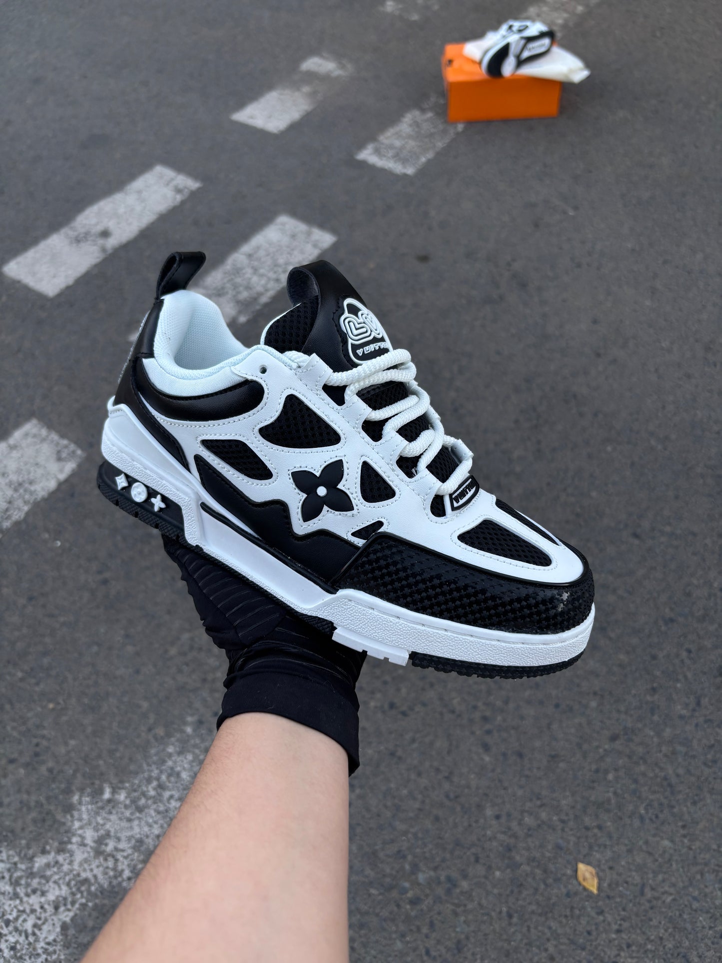 Louis Vuitton LV Skate "Black & White"