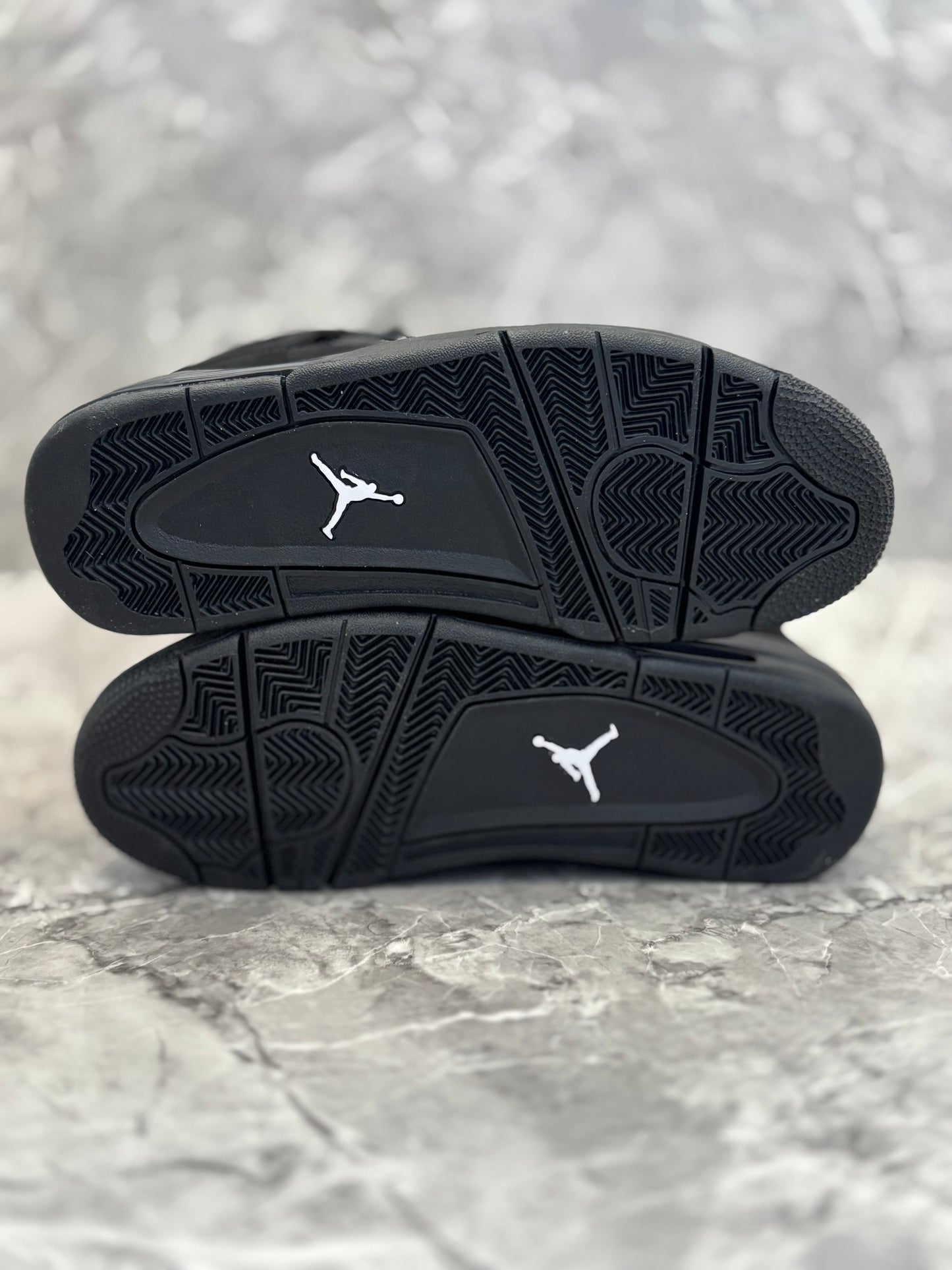 Air Jordan 4 Retro "Black Cat"