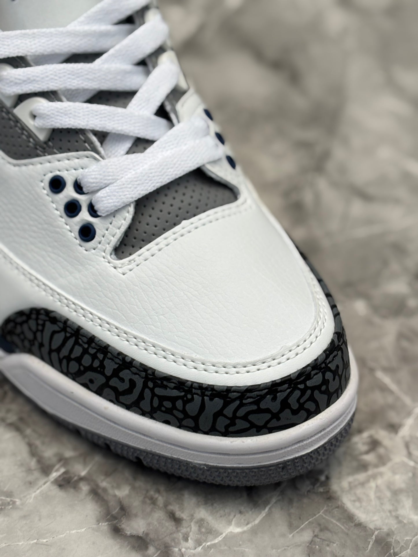 Air Jordan 3 Retro "Midnight Navy"