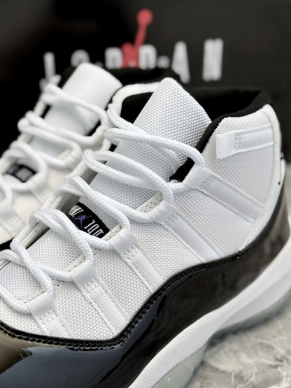 Jordan 11 Retro "Concord"