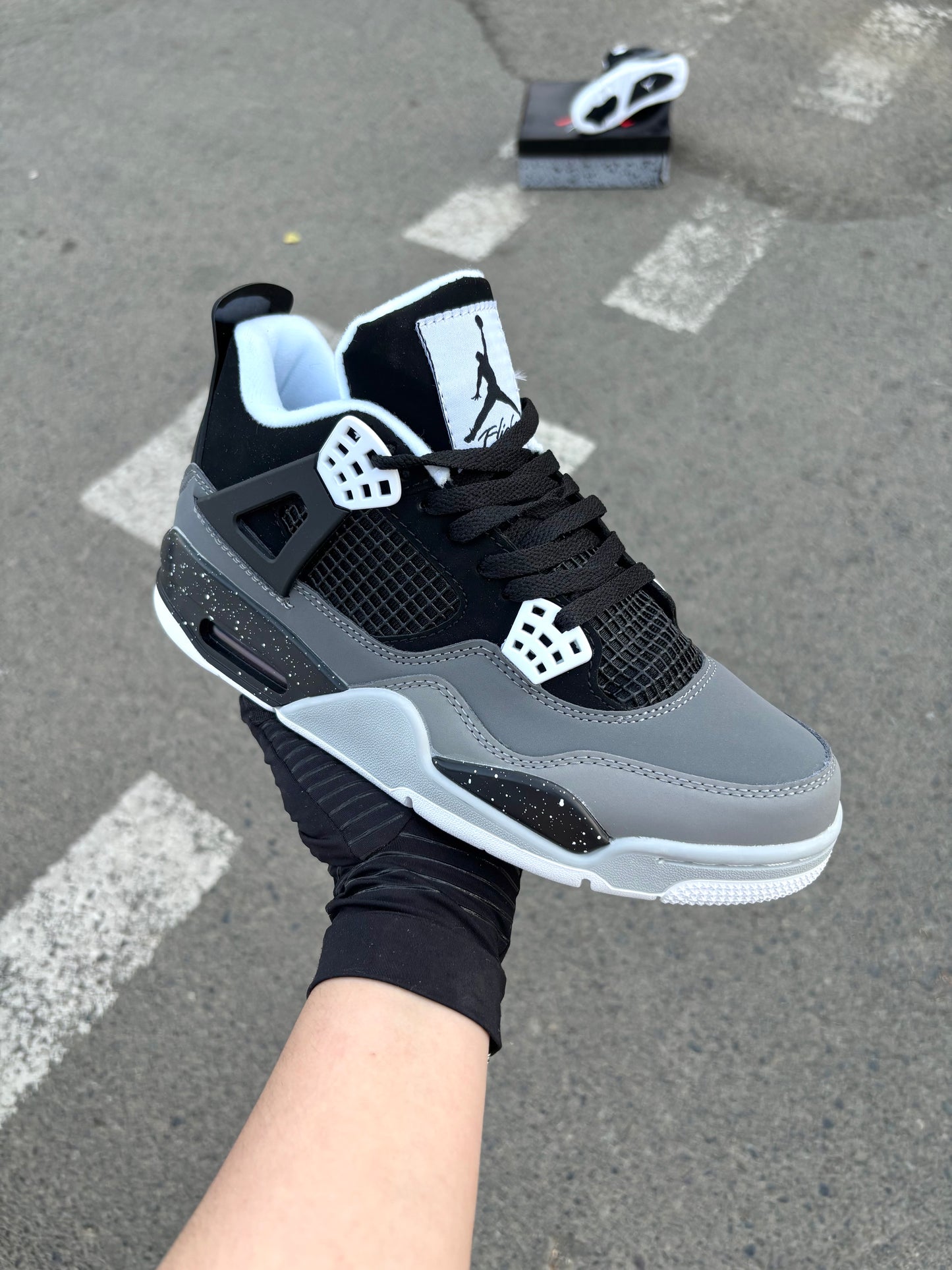 Air Jordan 4 Retro "Fear"