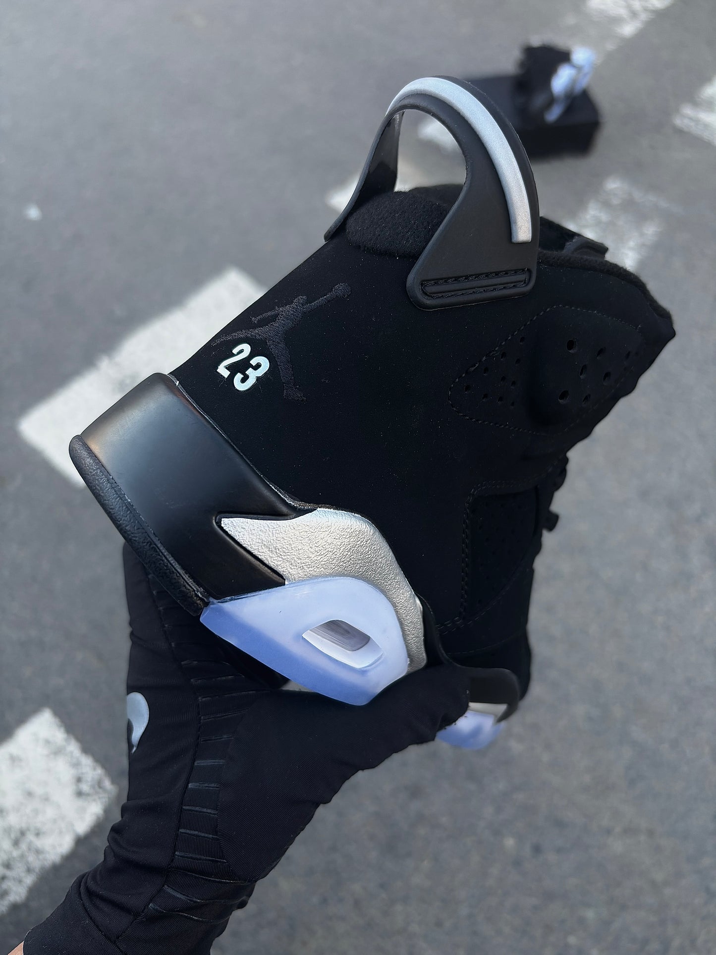 Air Jordan 6 Retro "Chrome Metallic Silver"