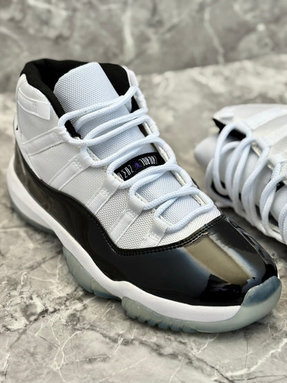 Jordan 11 Retro "Concord"