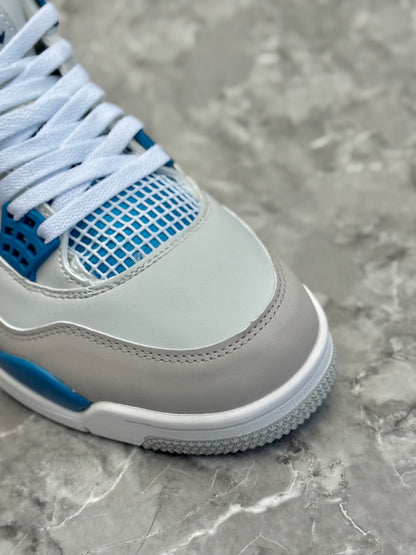 Air Jordan 4 Retro "Military Blue"