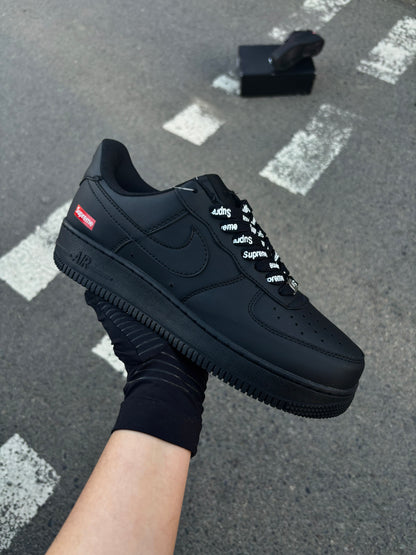 Nike Air Force 1 Low "Supreme Black"