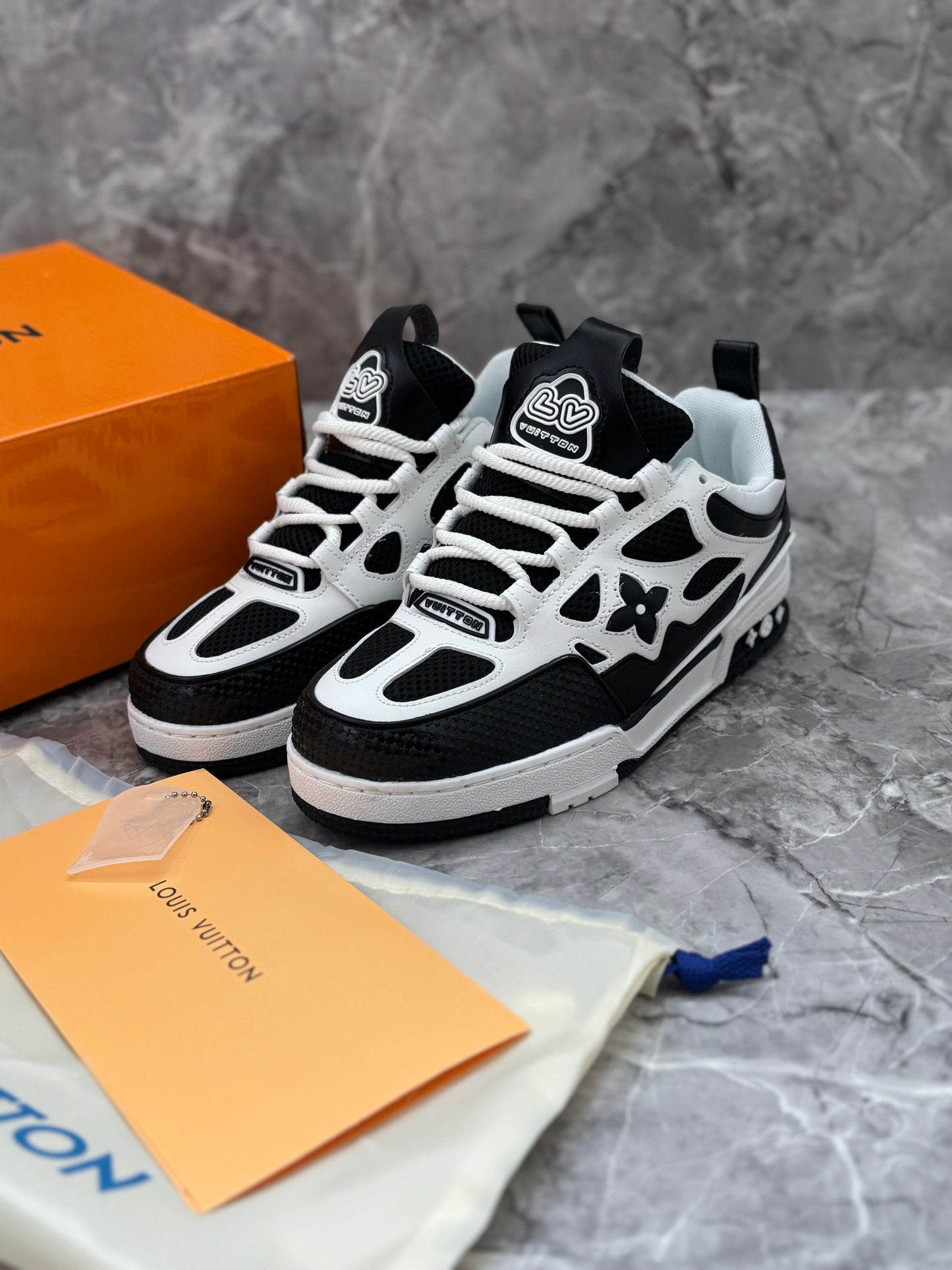 Louis Vuitton LV Skate "Black & White"