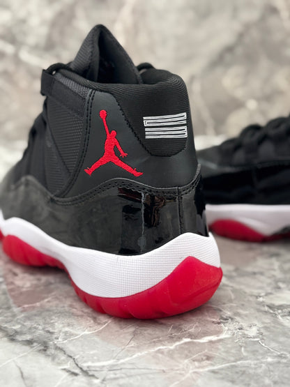 Jordan 11 Retro "Bred"