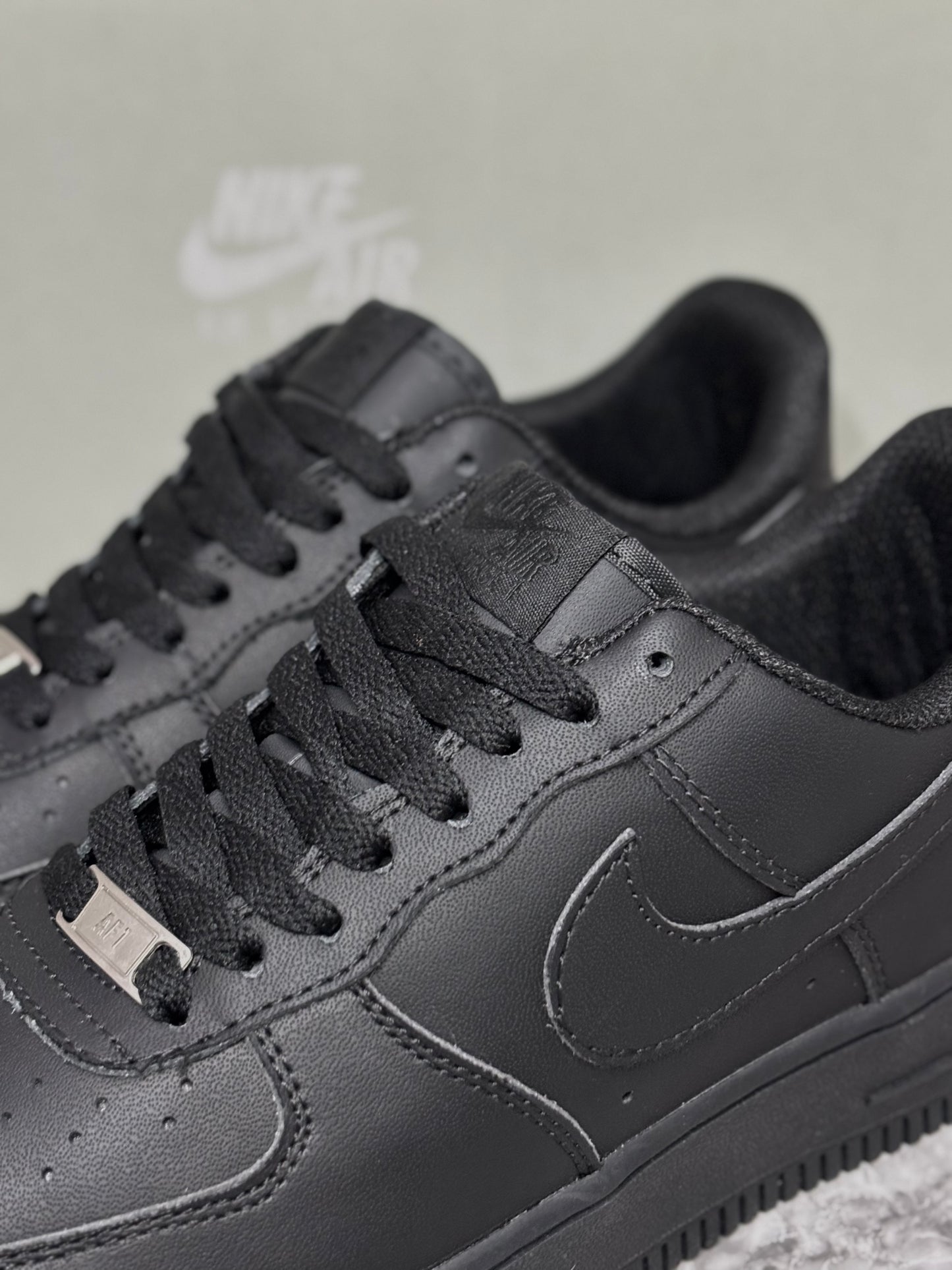 Nike Air Force 1 "Triple Black"