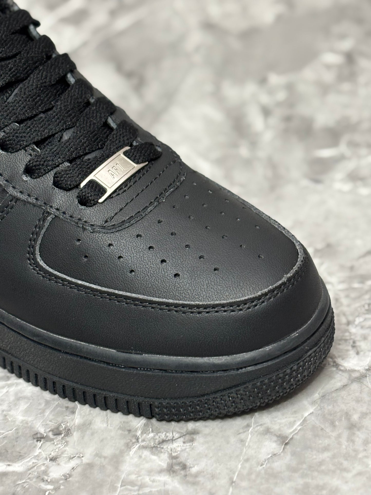 Nike Air Force 1 "Triple Black"