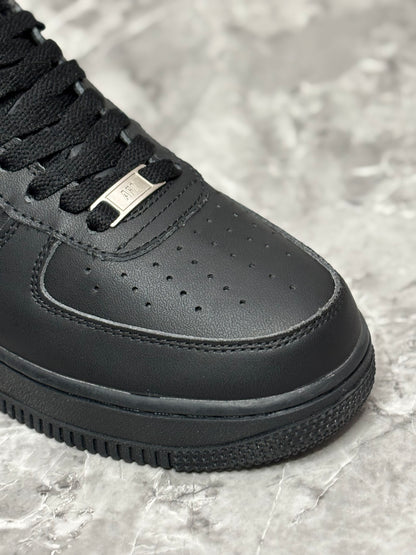Nike Air Force 1 "Triple Black"