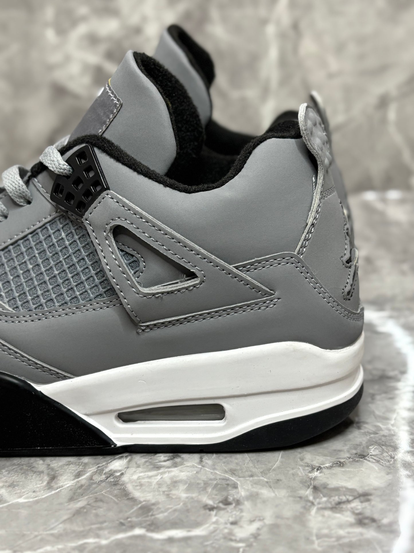 Air Jordan 4 Retro "Cool Grey"