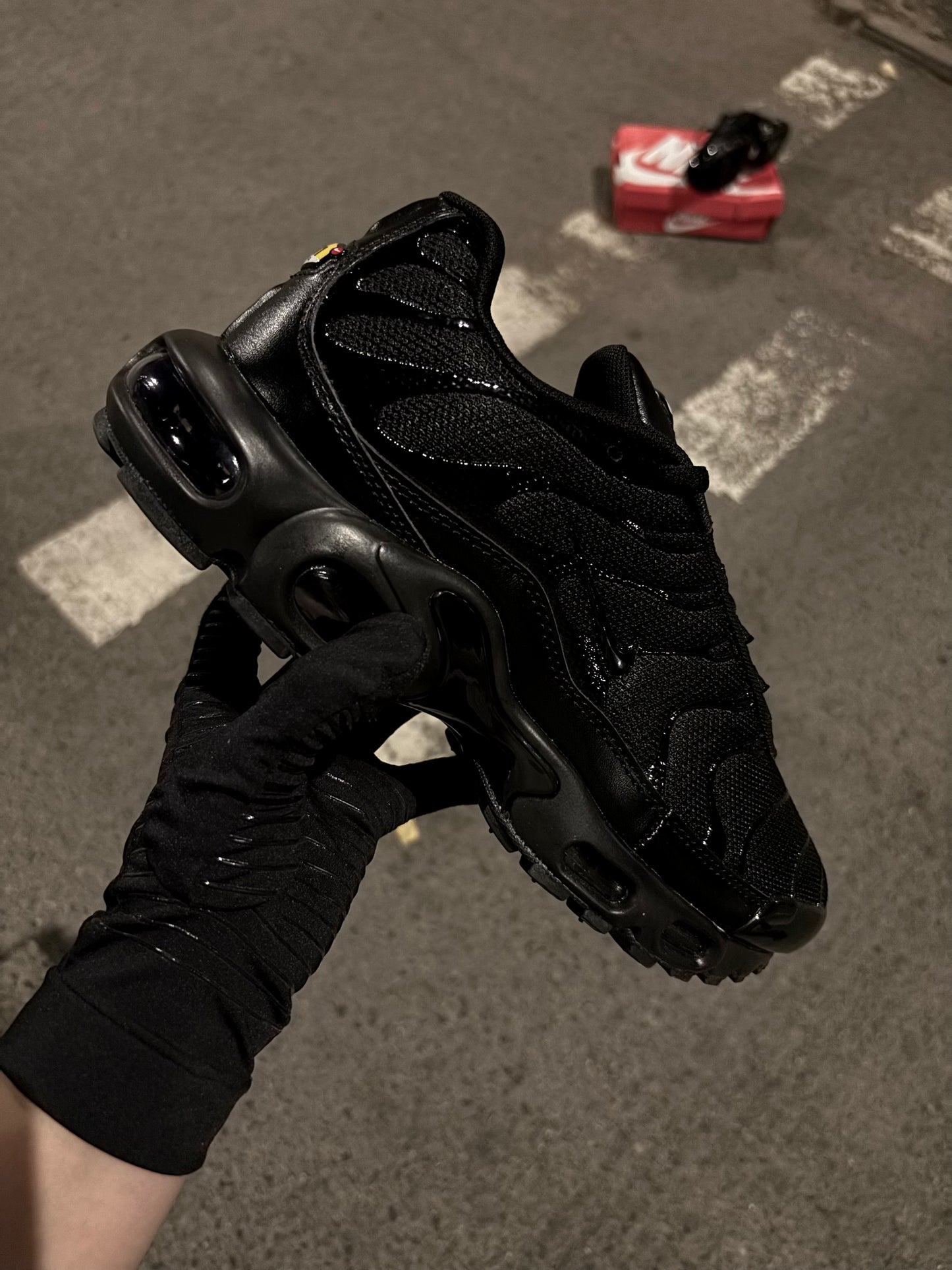 Nike Air Max Plus (TN) "Triple Black"