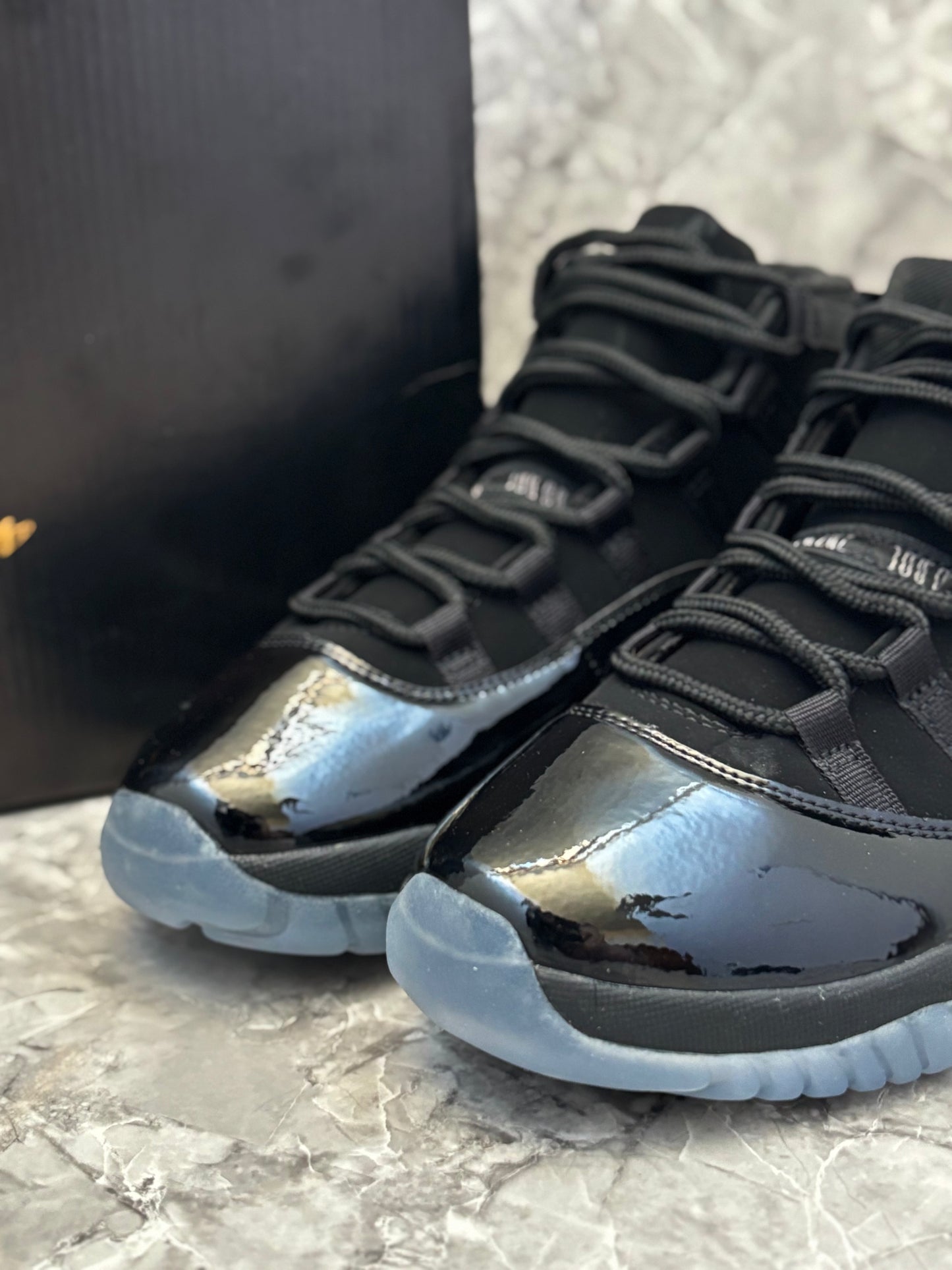 Jordan 11 Retro "Cap and Gown"