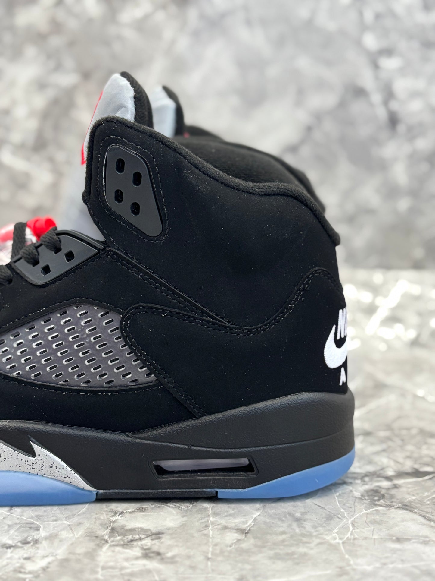 Air Jordan 5 Retro "Black Metallic"