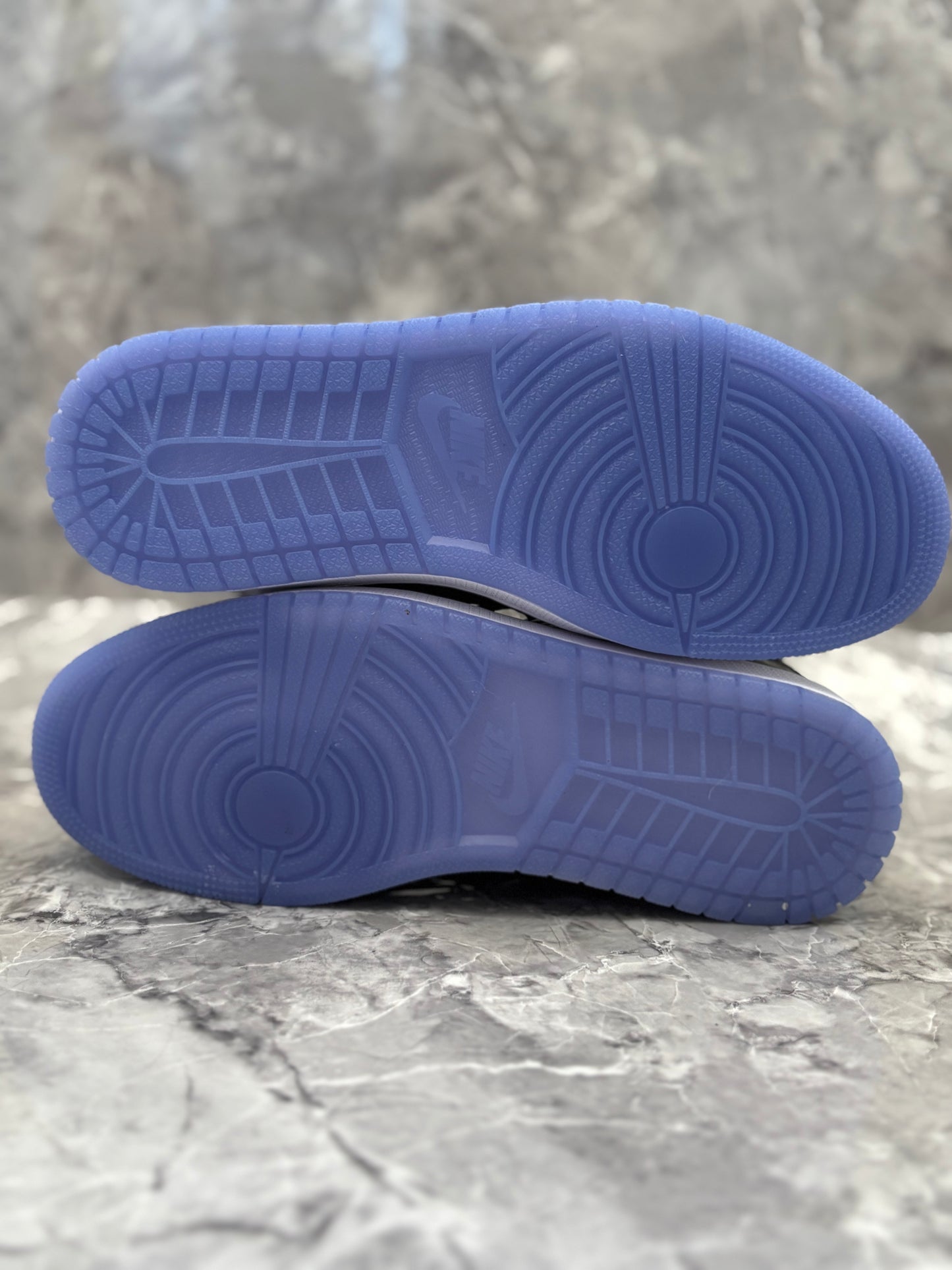 Jordan 1 Retro Mid "Space Jam"