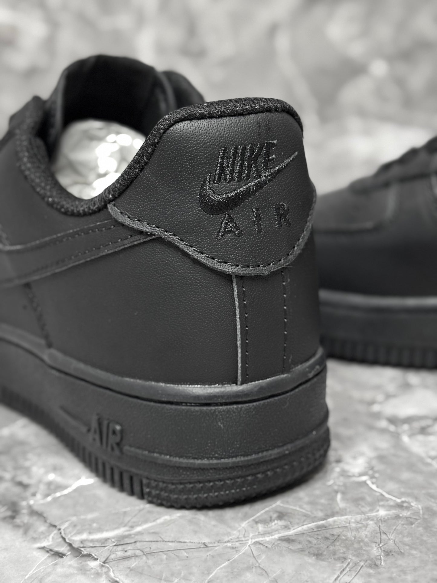Nike Air Force 1 "Triple Black"