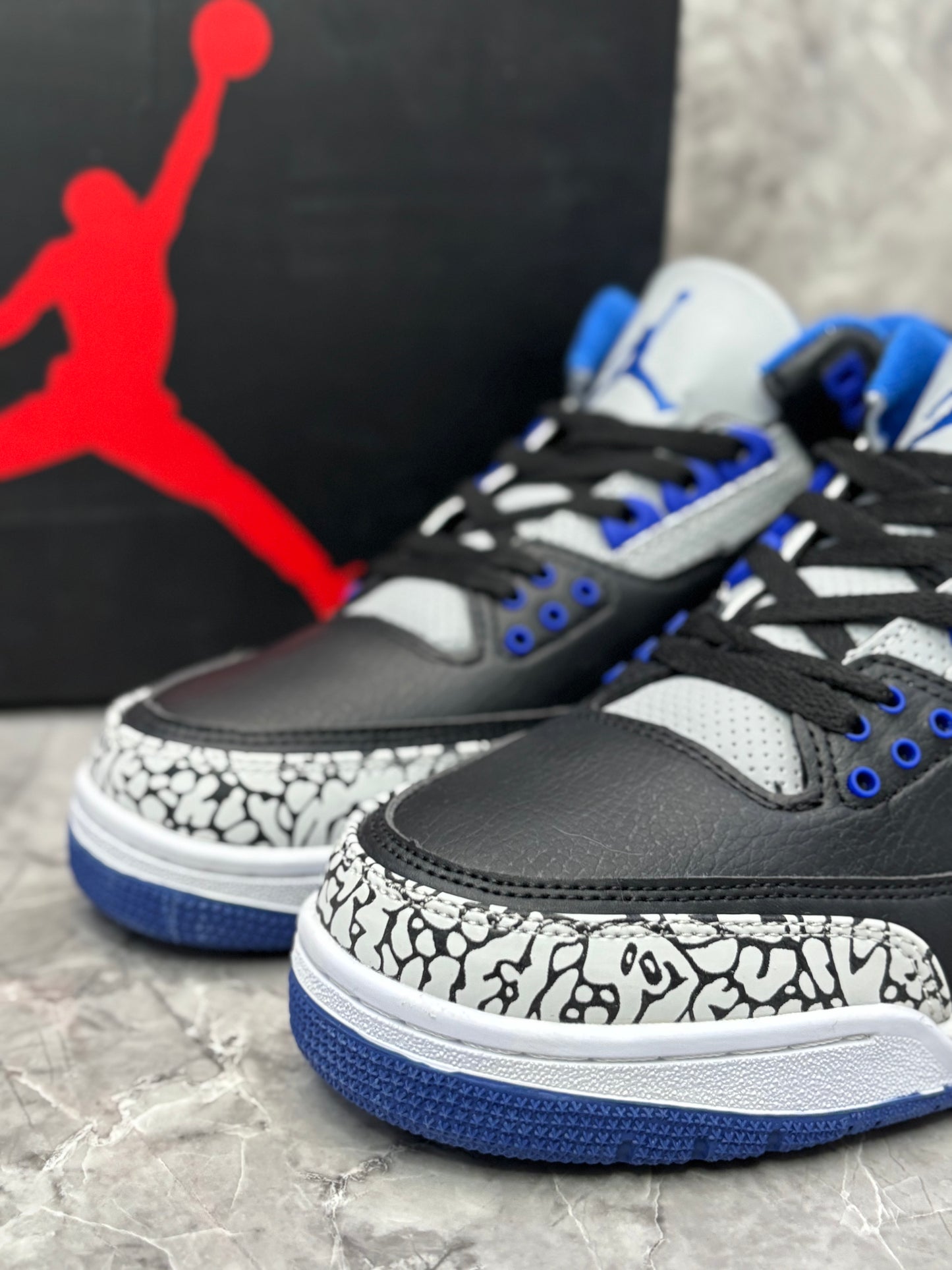 Air Jordan 3 Retro "Sport Blue"