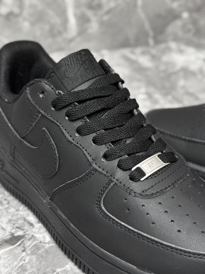 Nike Air Force 1 "Triple Black"