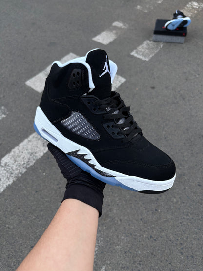 Air Jordan 5 Retro "Moonlight Oreo"