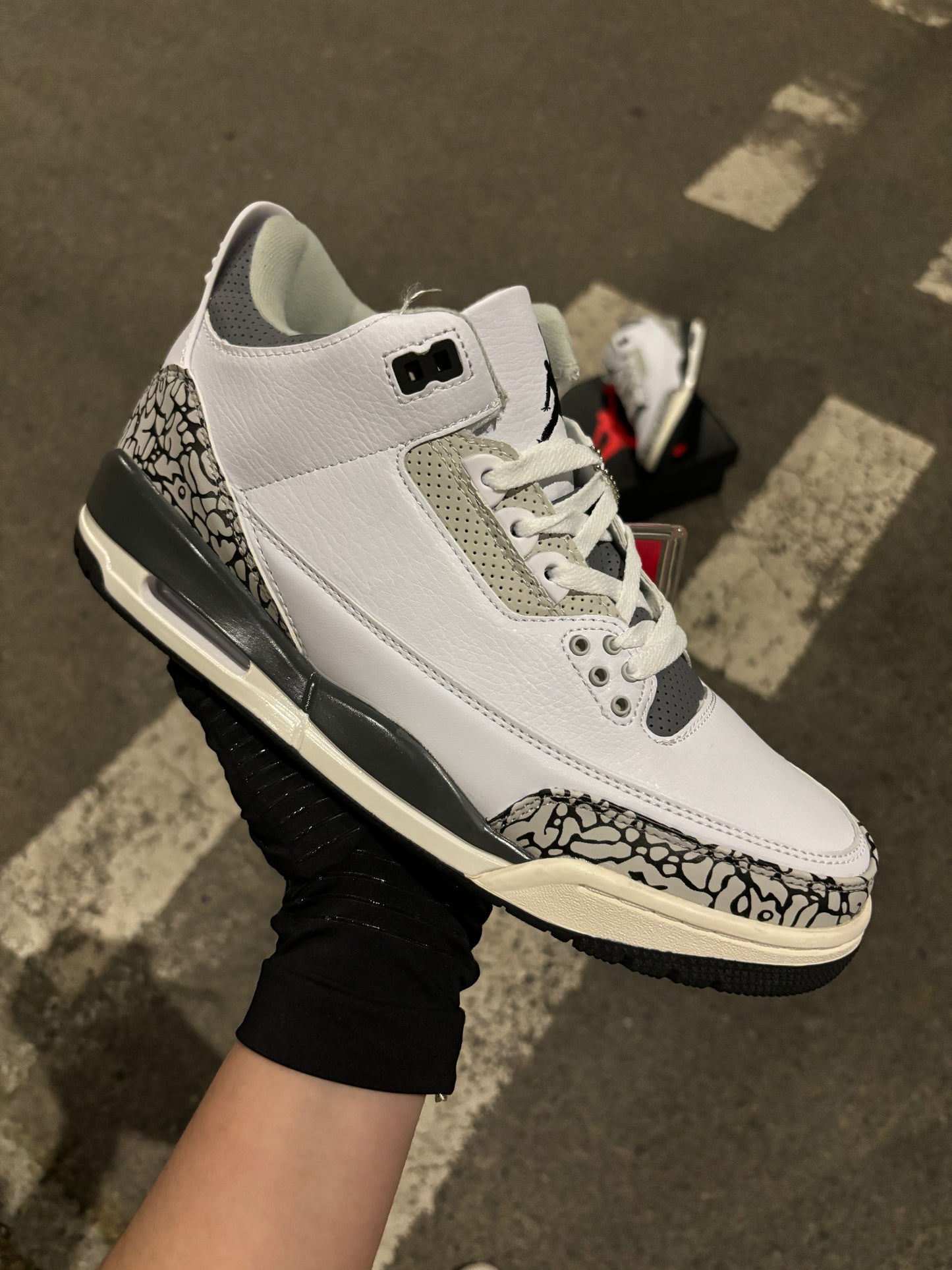 Air Jordan 3 Retro "Hide N Sneak Lime"