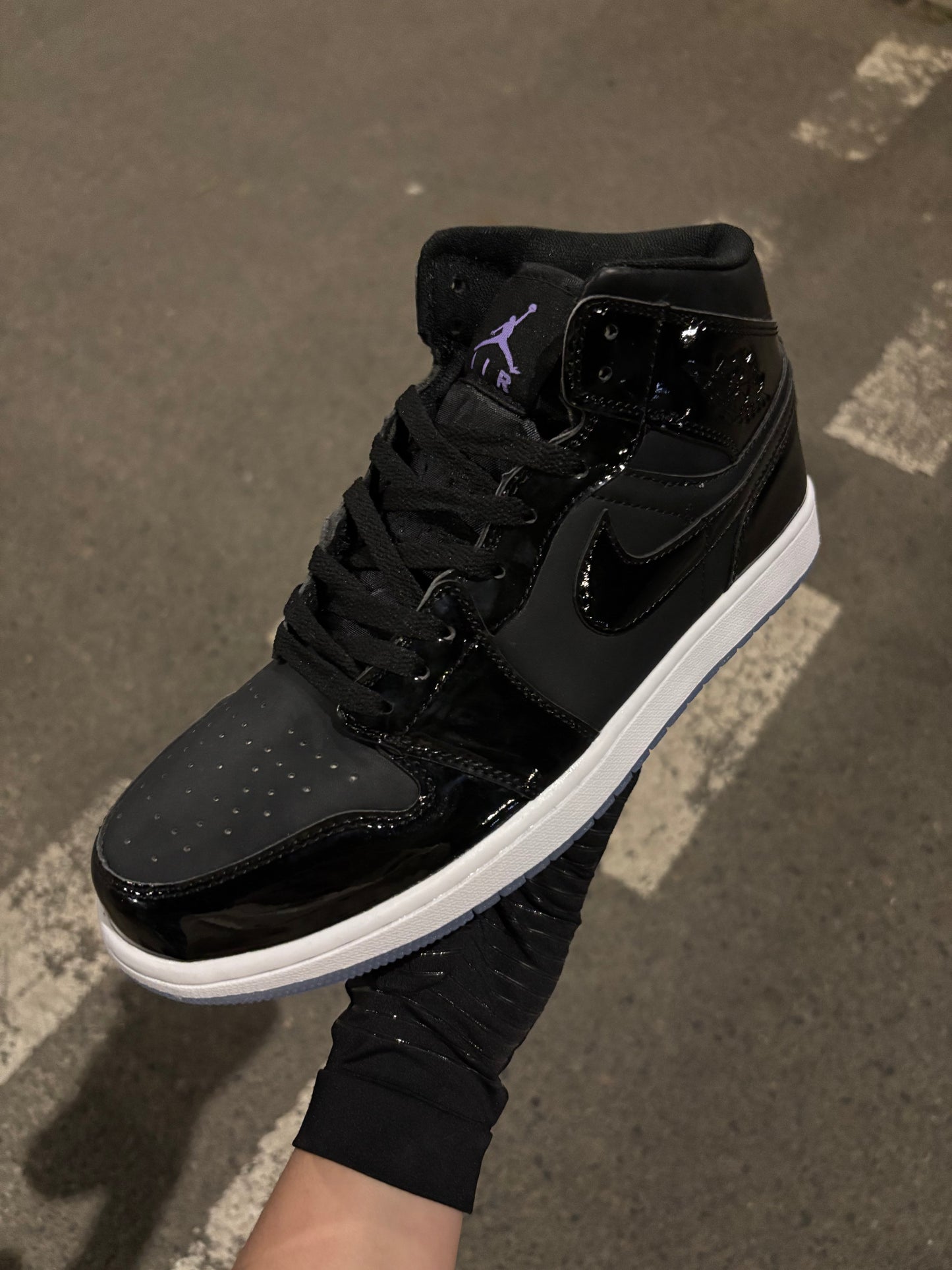 Jordan 1 Retro Mid "Space Jam"