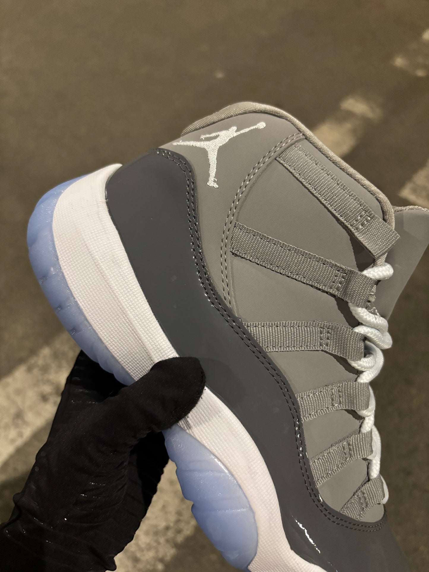 Jordan 11 Retro "Cool Grey"