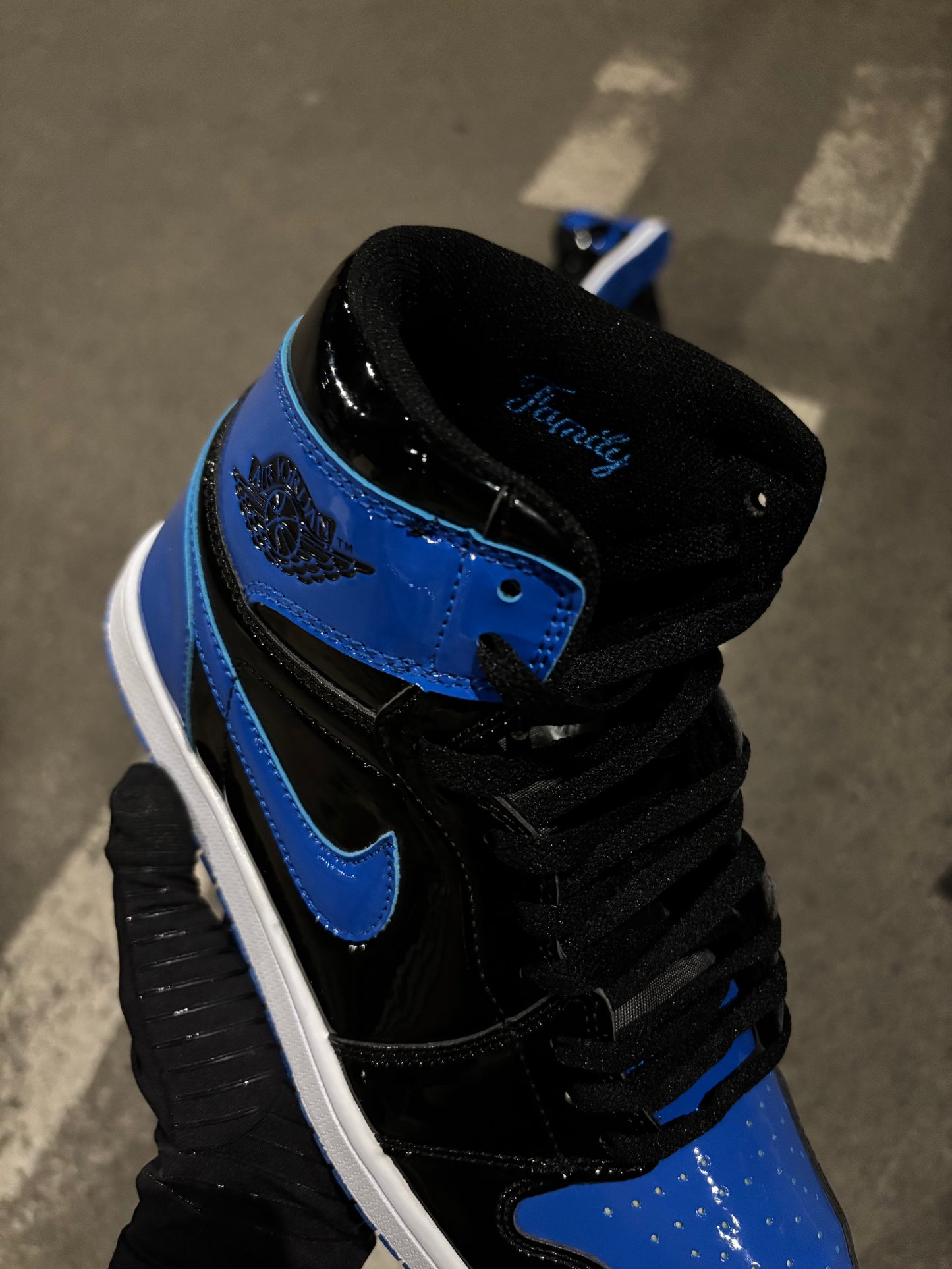 Jordan 1 Retro High "Patent Royal"