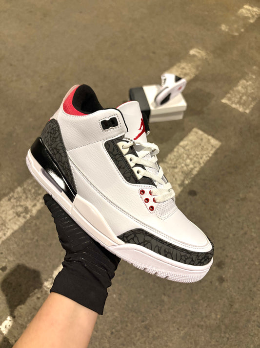 Air Jordan 3 Retro SE "Fire Red Denim"