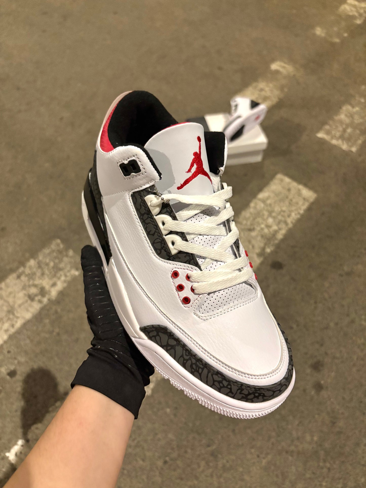 Air Jordan 3 Retro SE "Fire Red Denim"