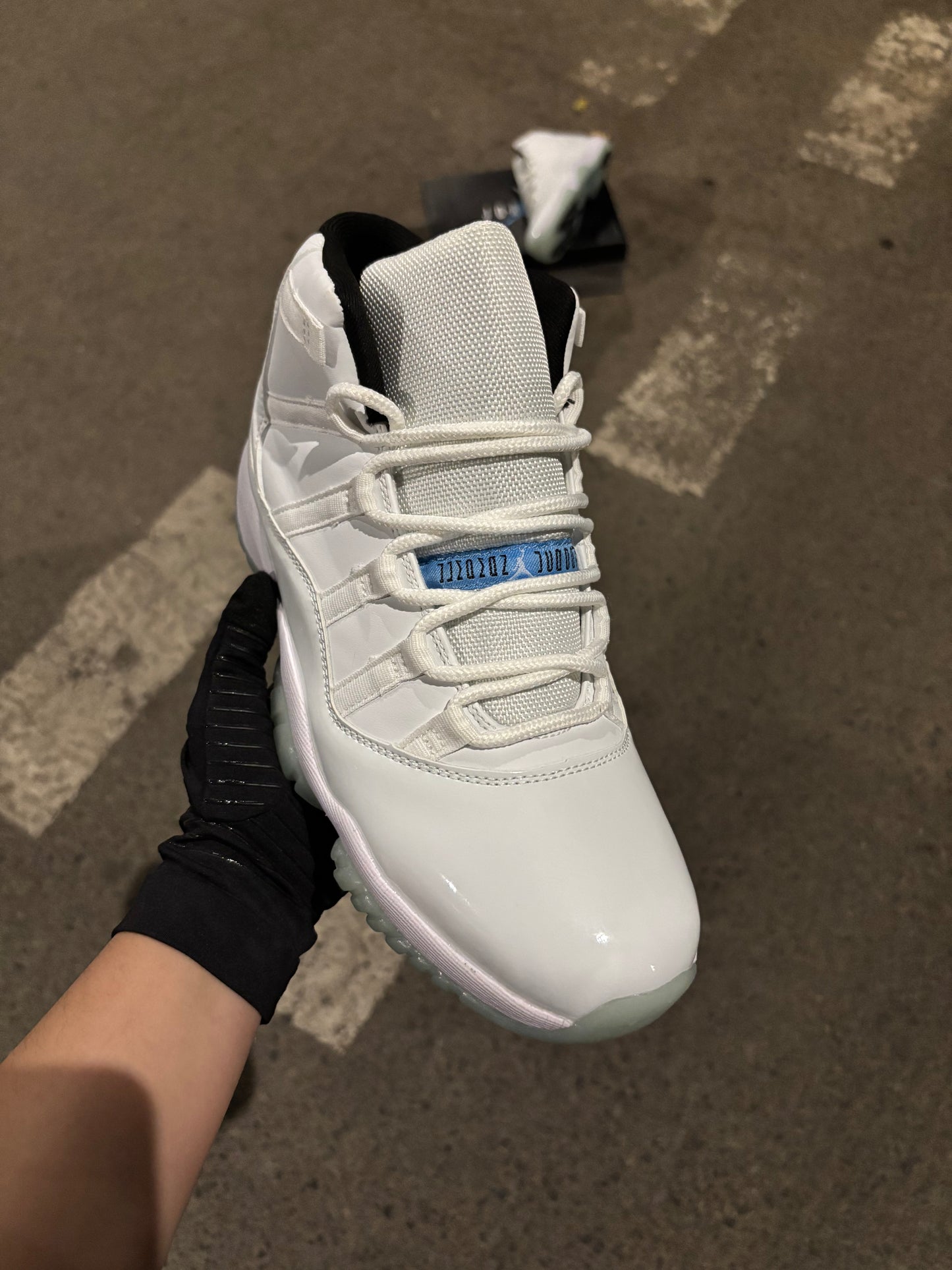 Jordan 11 Retro "Legend Blue"