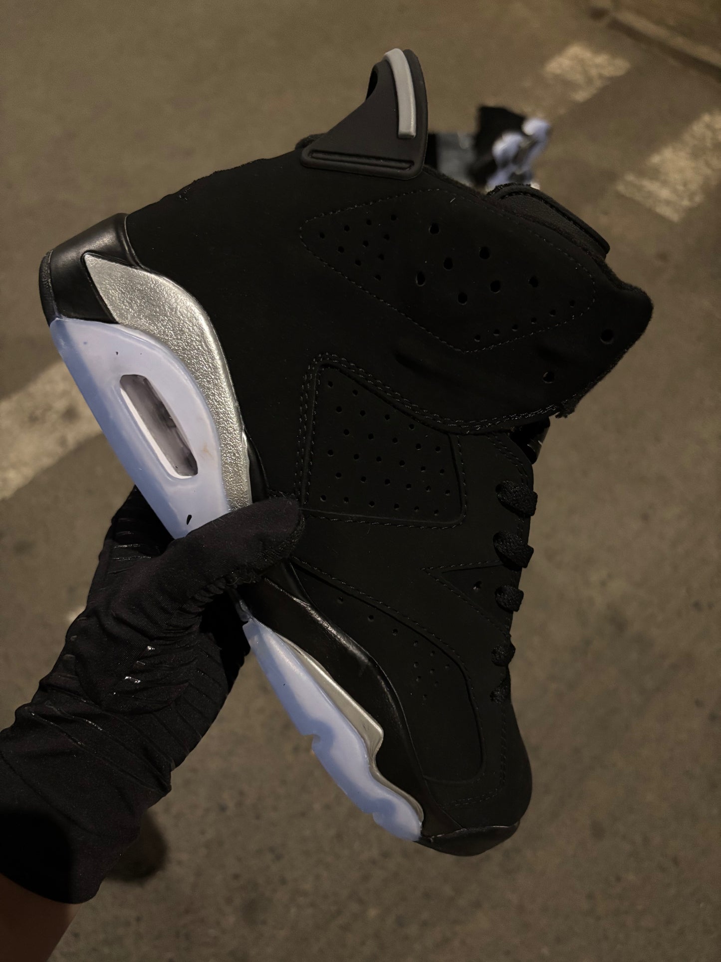 Air Jordan 6 Retro "Chrome Metallic Silver"