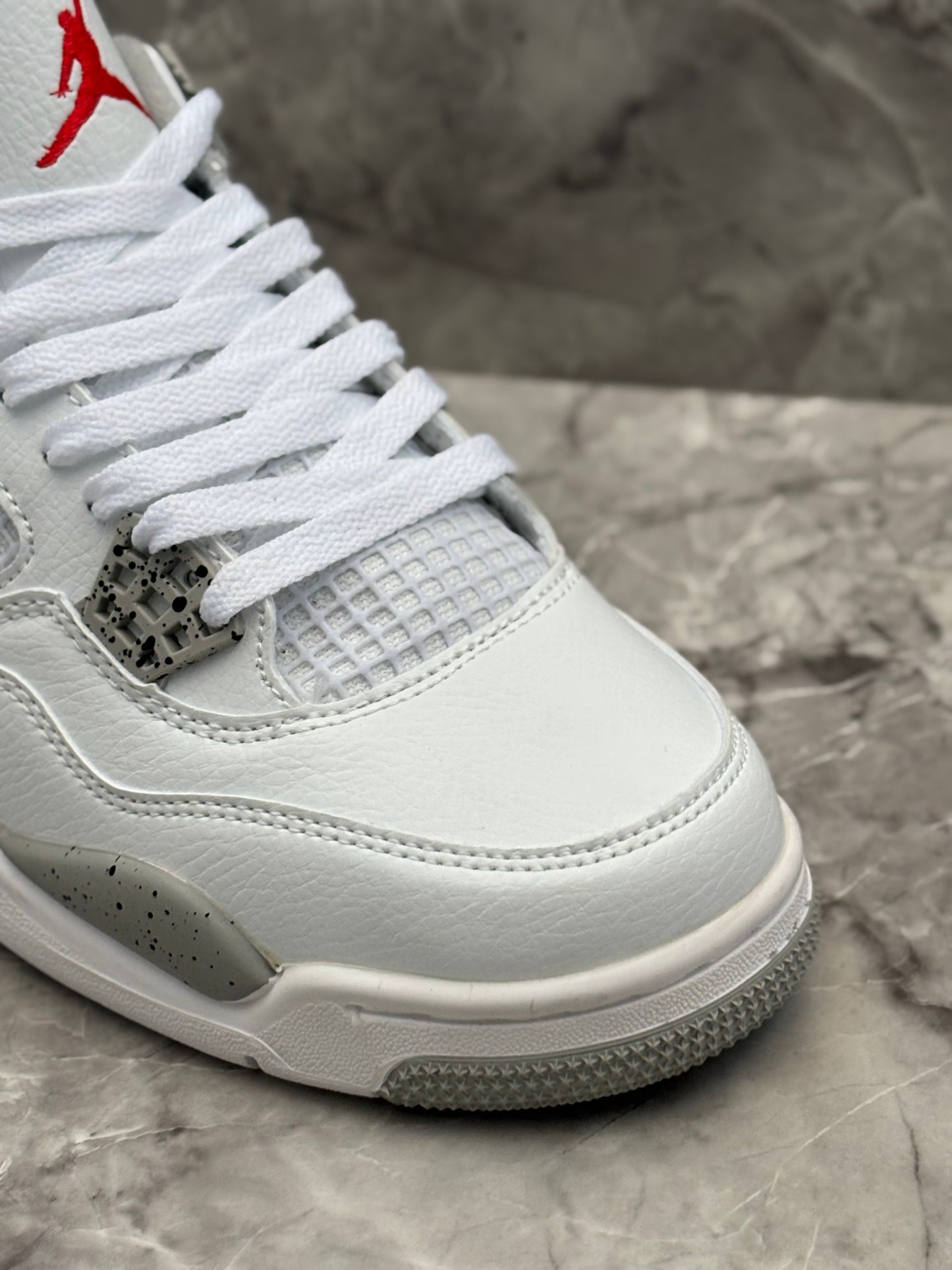 Air Jordan 4 Retro "White Oreo"