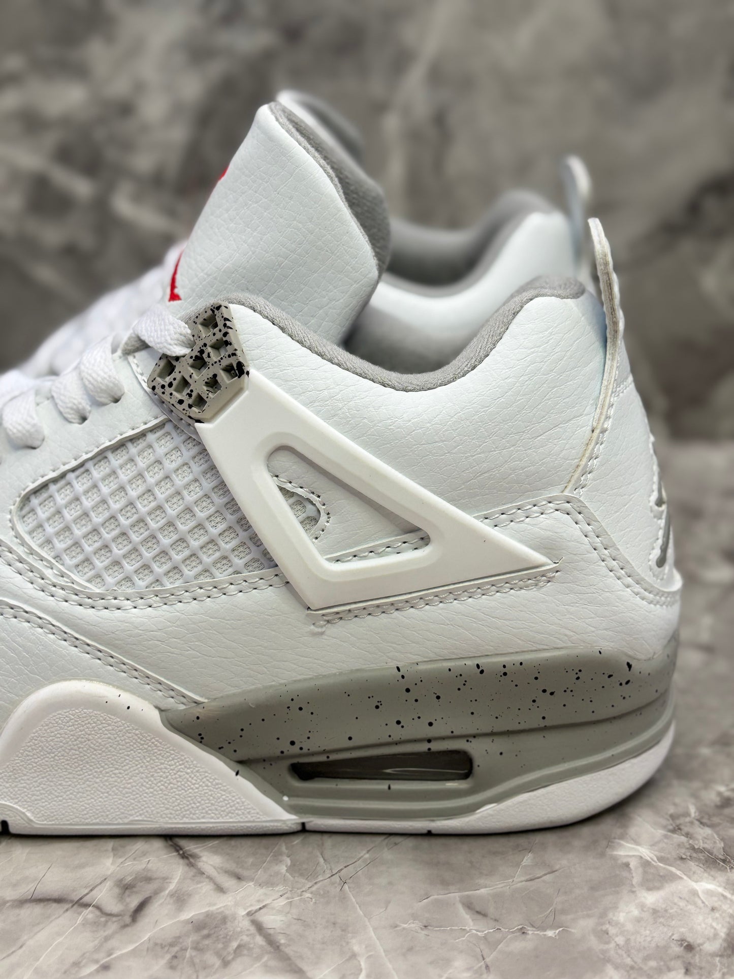 Air Jordan 4 Retro "White Oreo"