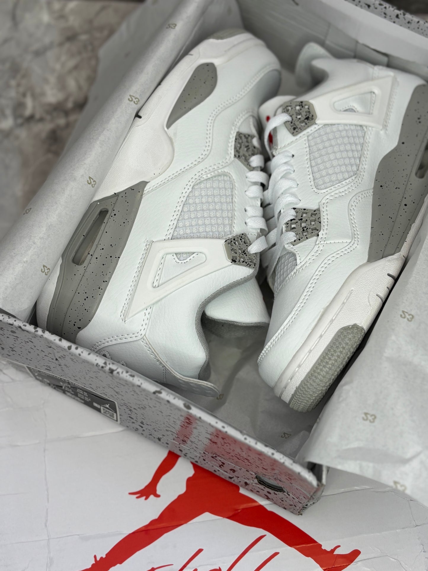 Air Jordan 4 Retro "White Oreo"