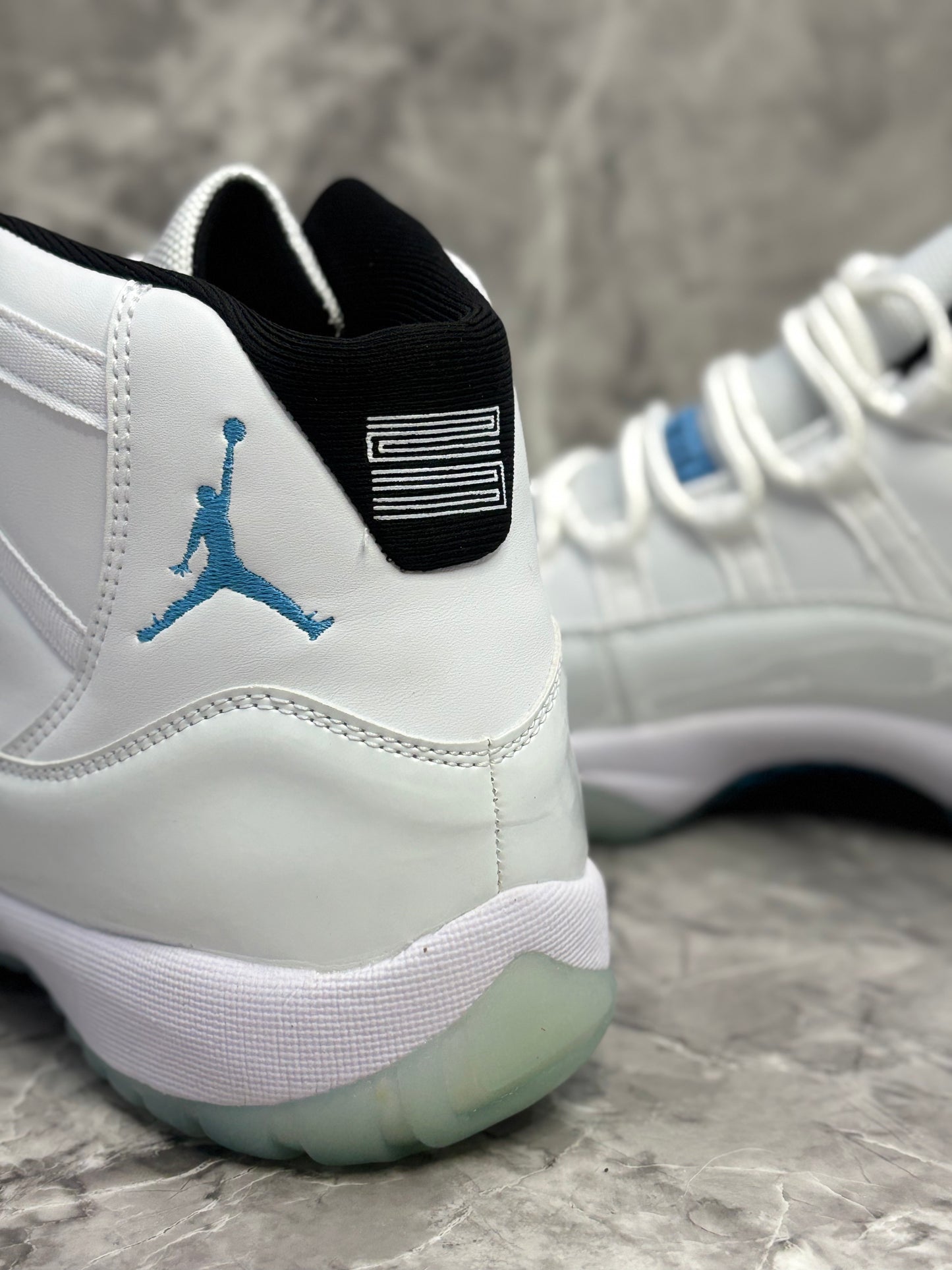 Jordan 11 Retro "Legend Blue"
