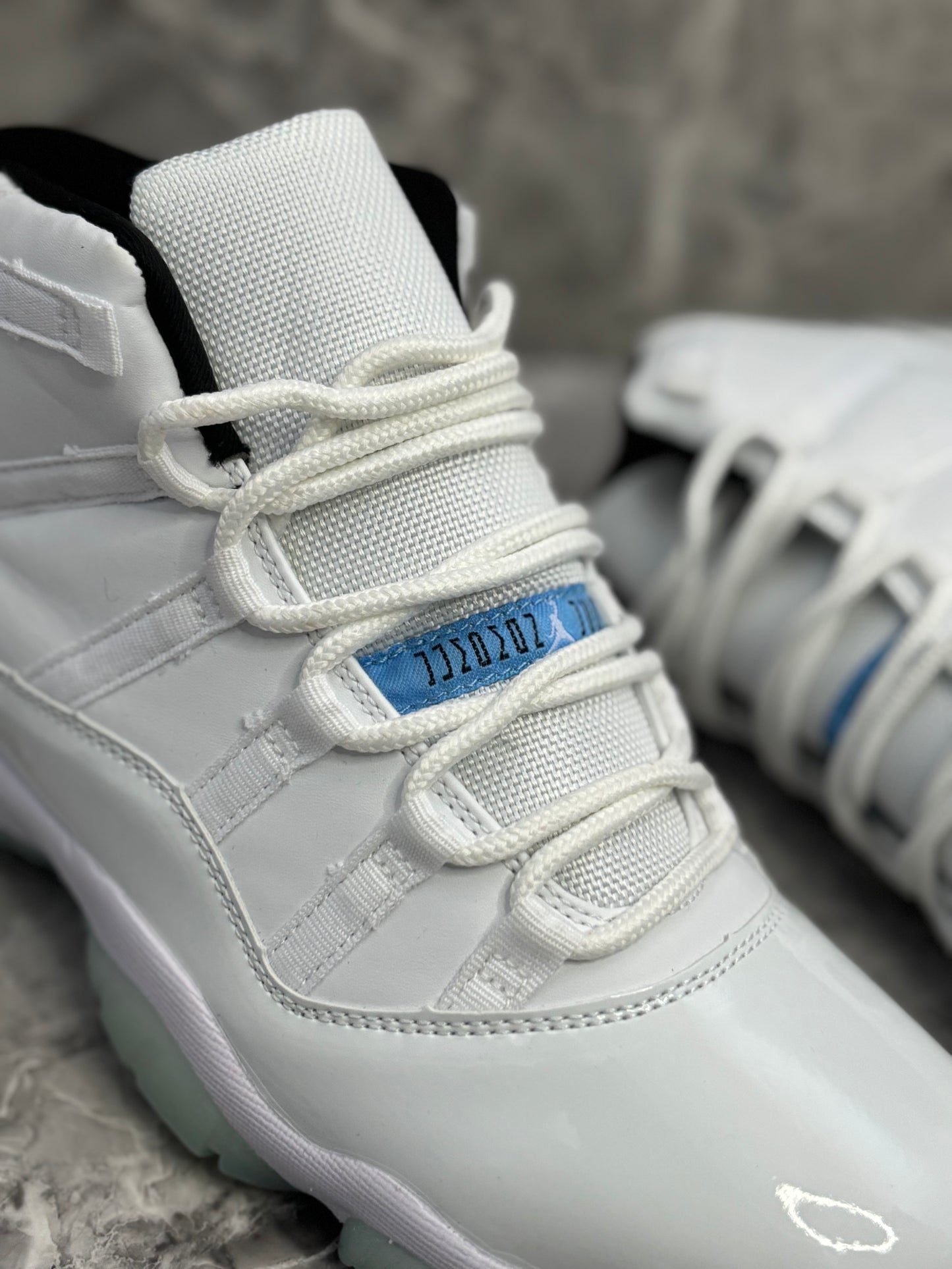 Jordan 11 Retro "Legend Blue"