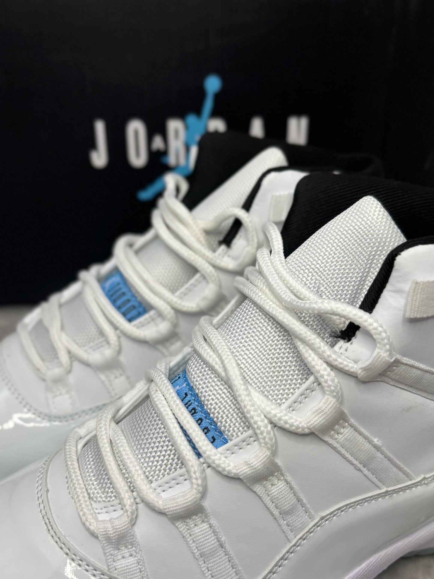 Jordan 11 Retro "Legend Blue"