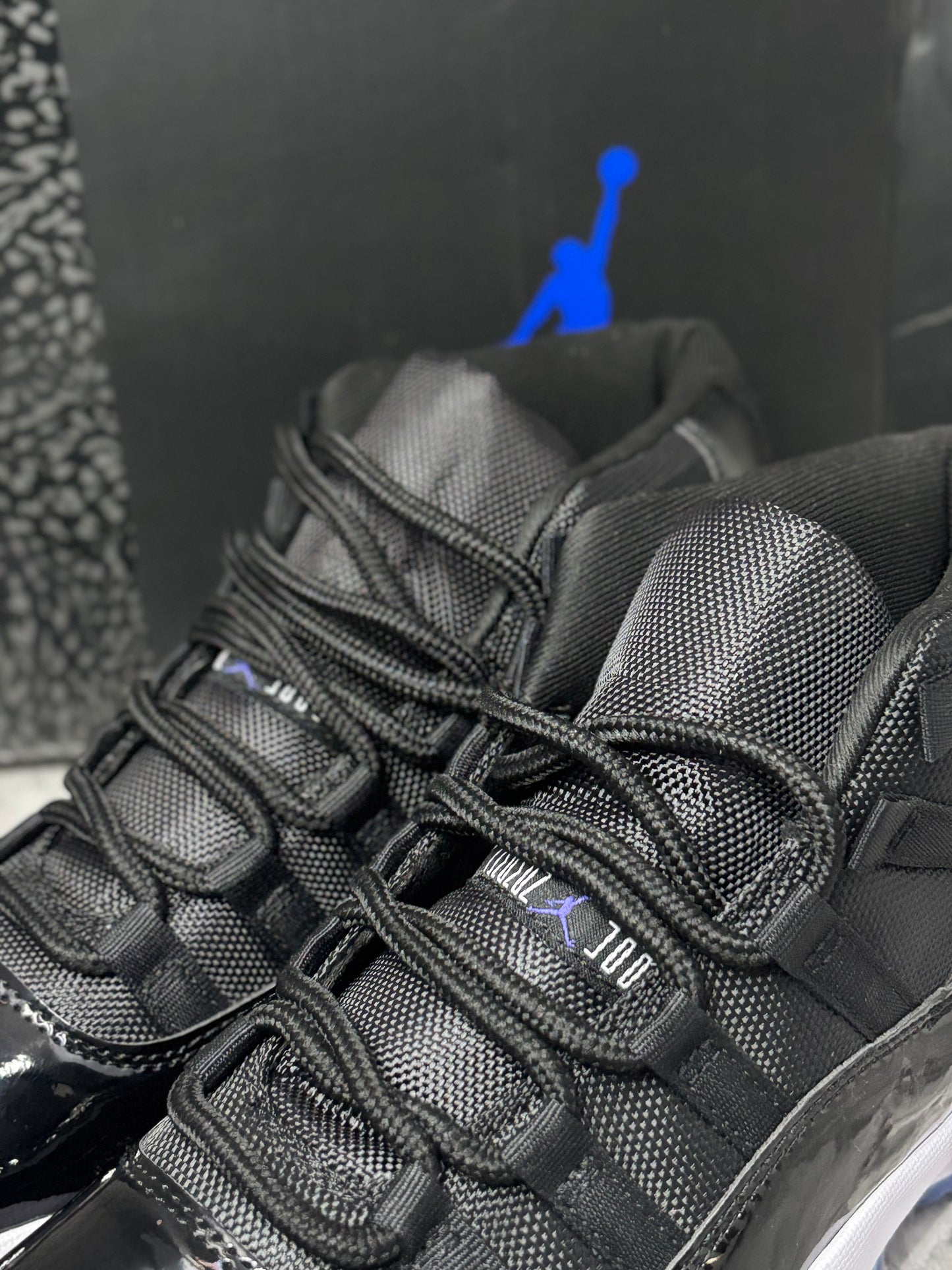 Jordan 11 Retro "Space Jam"