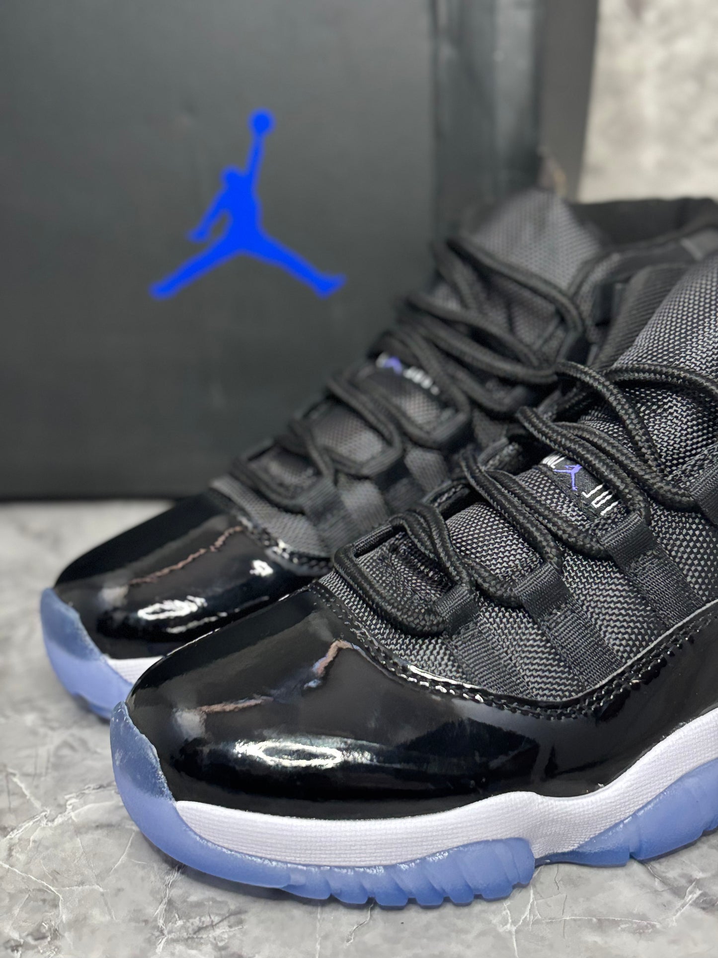 Jordan 11 Retro "Space Jam"