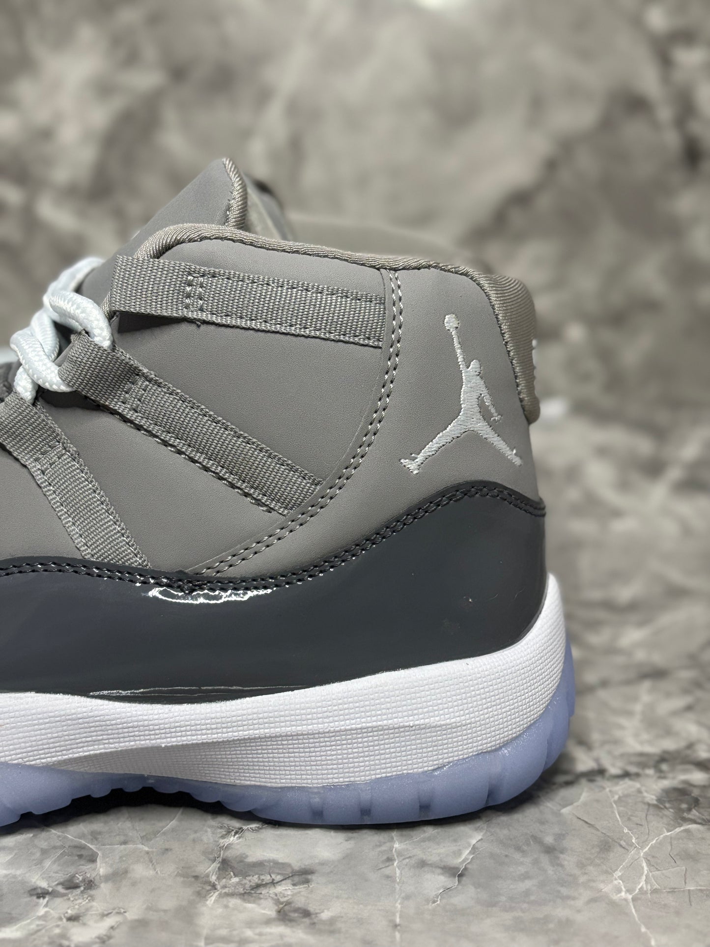 Jordan 11 Retro "Cool Grey"