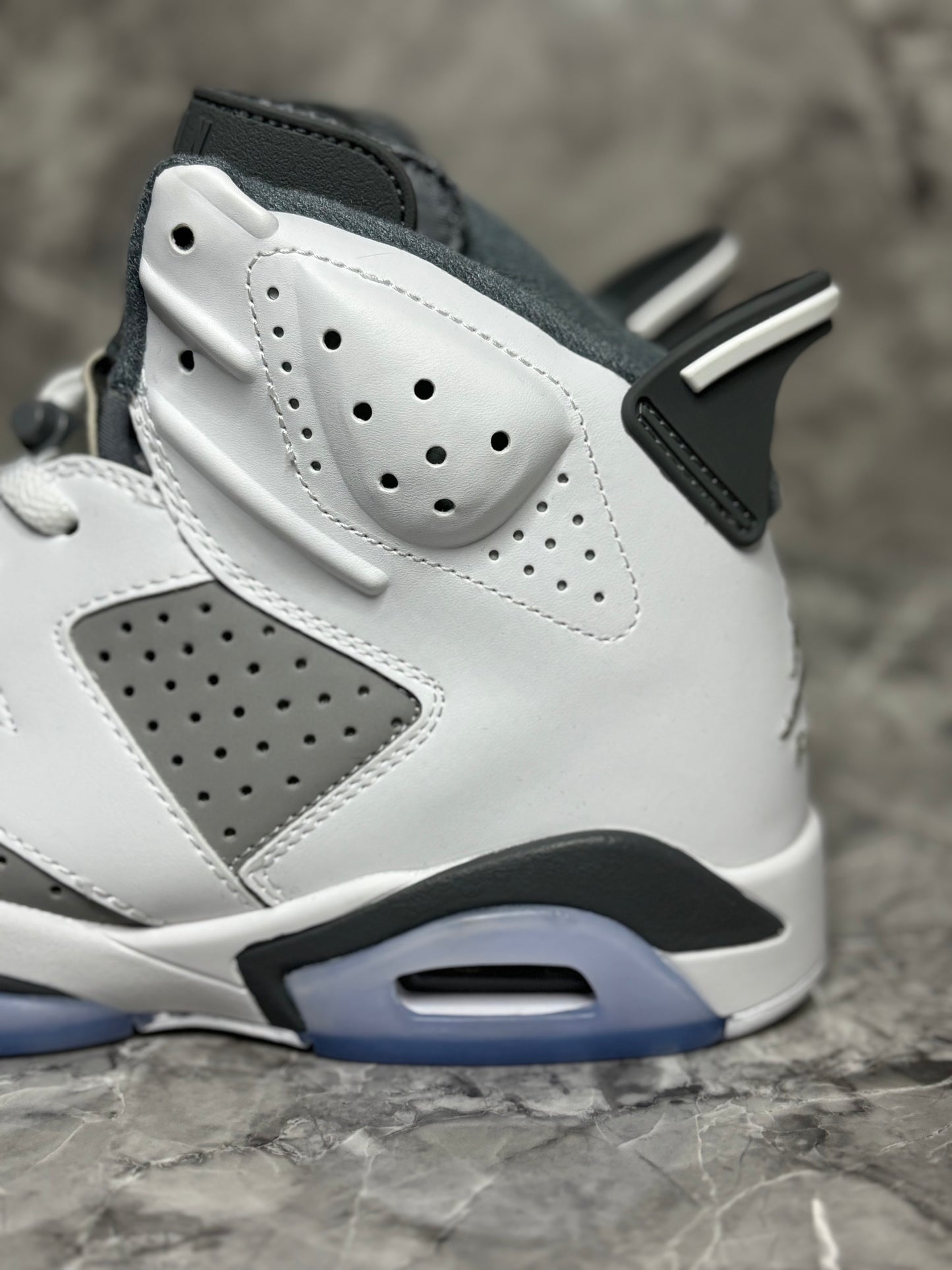 Air Jordan 6 Retro "Cool Grey"