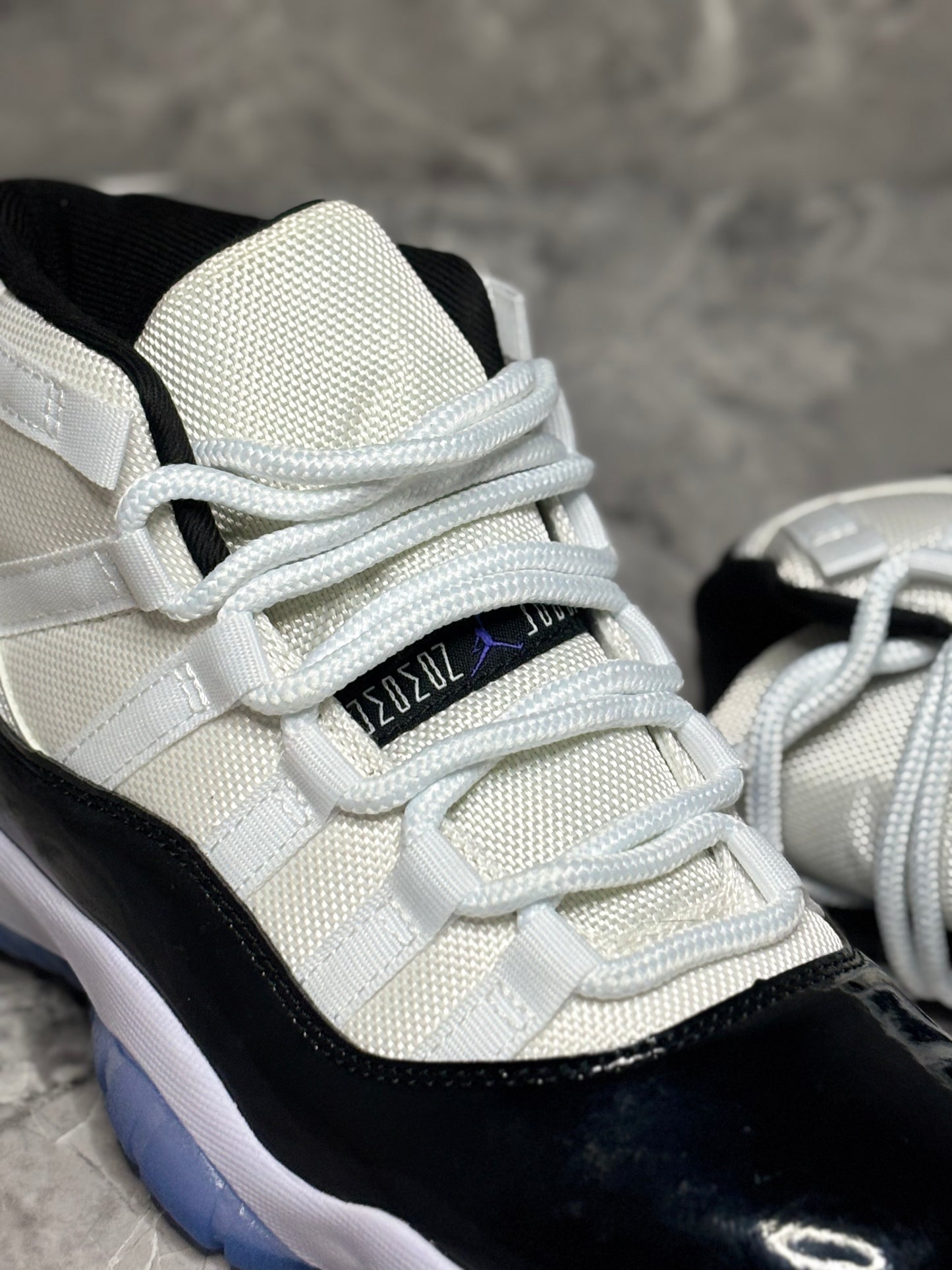 Jordan 11 Retro "Concord"