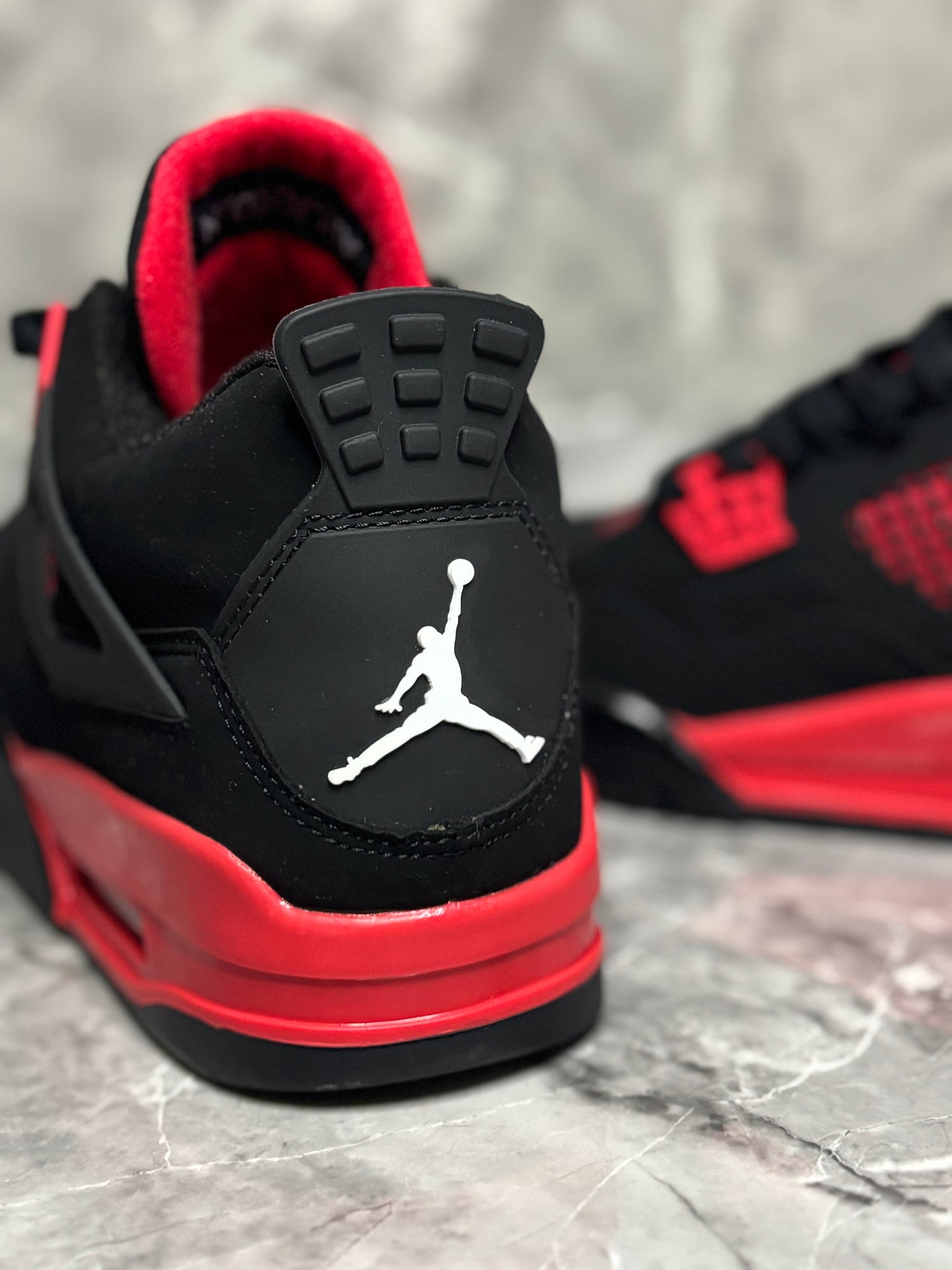 Air Jordan 4 Retro "Red Thunder"