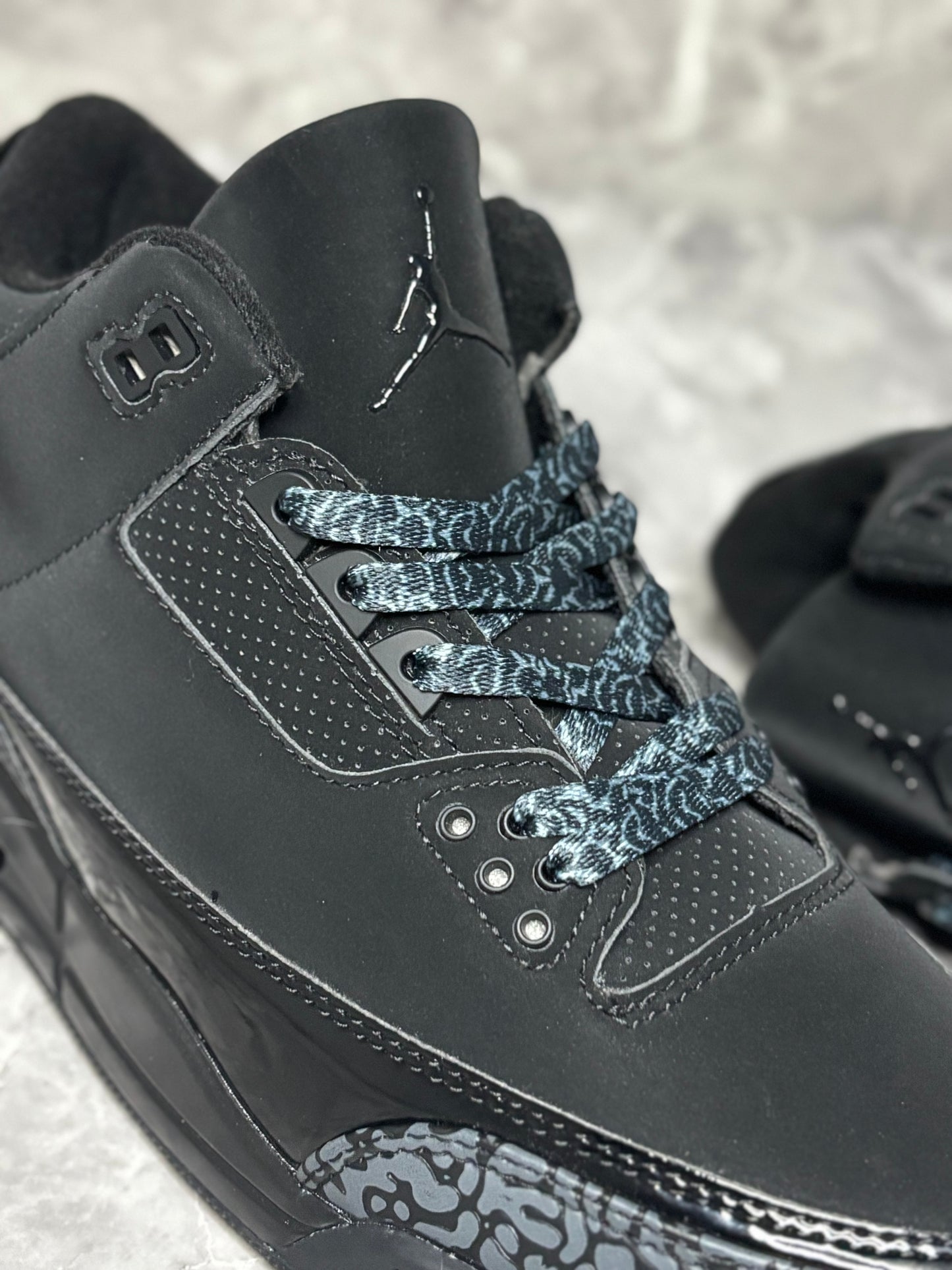 Air Jordan 3 Retro "Black Cat"